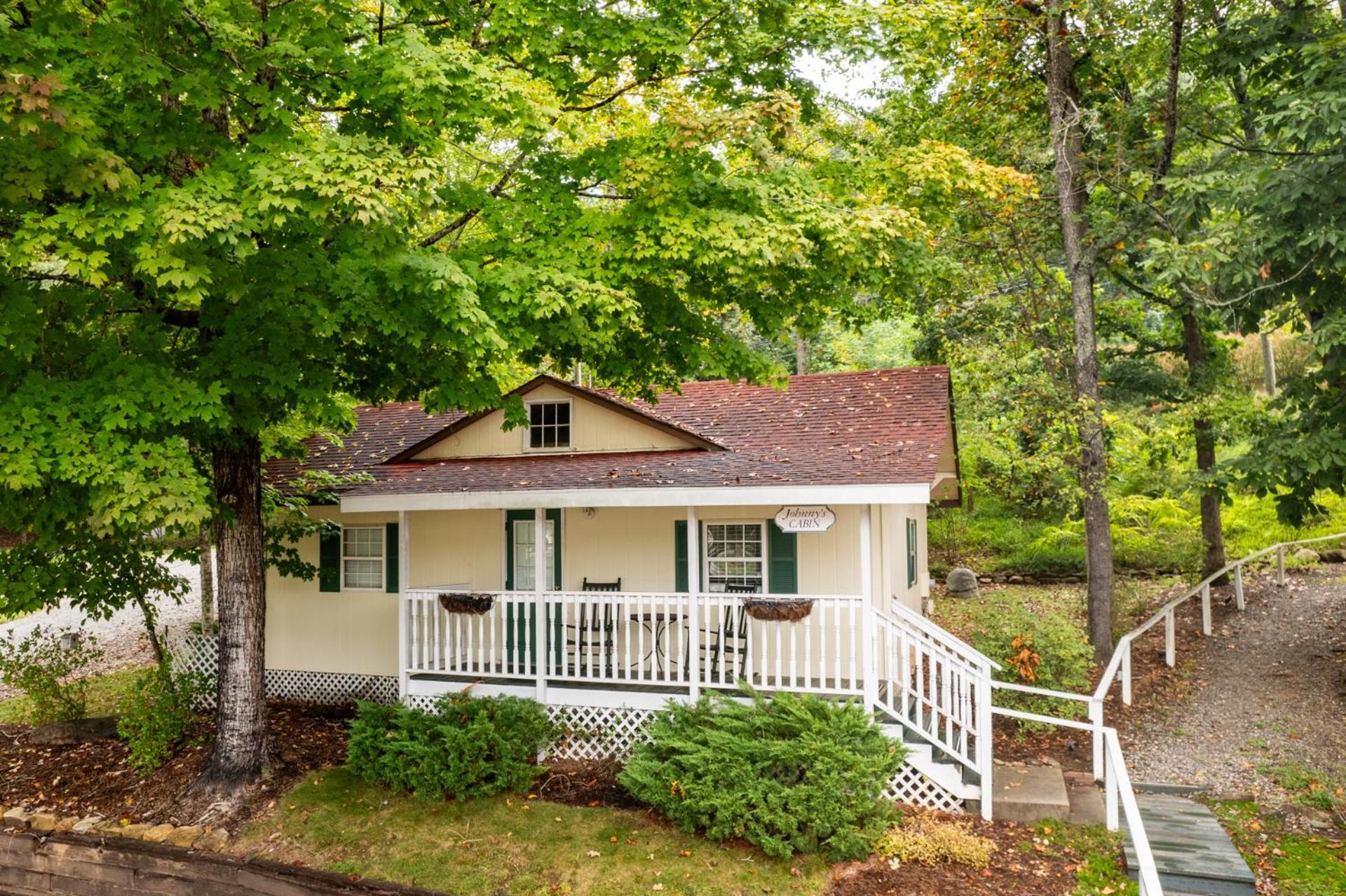 Lake Lure Inn And Spa Zewnętrze zdjęcie